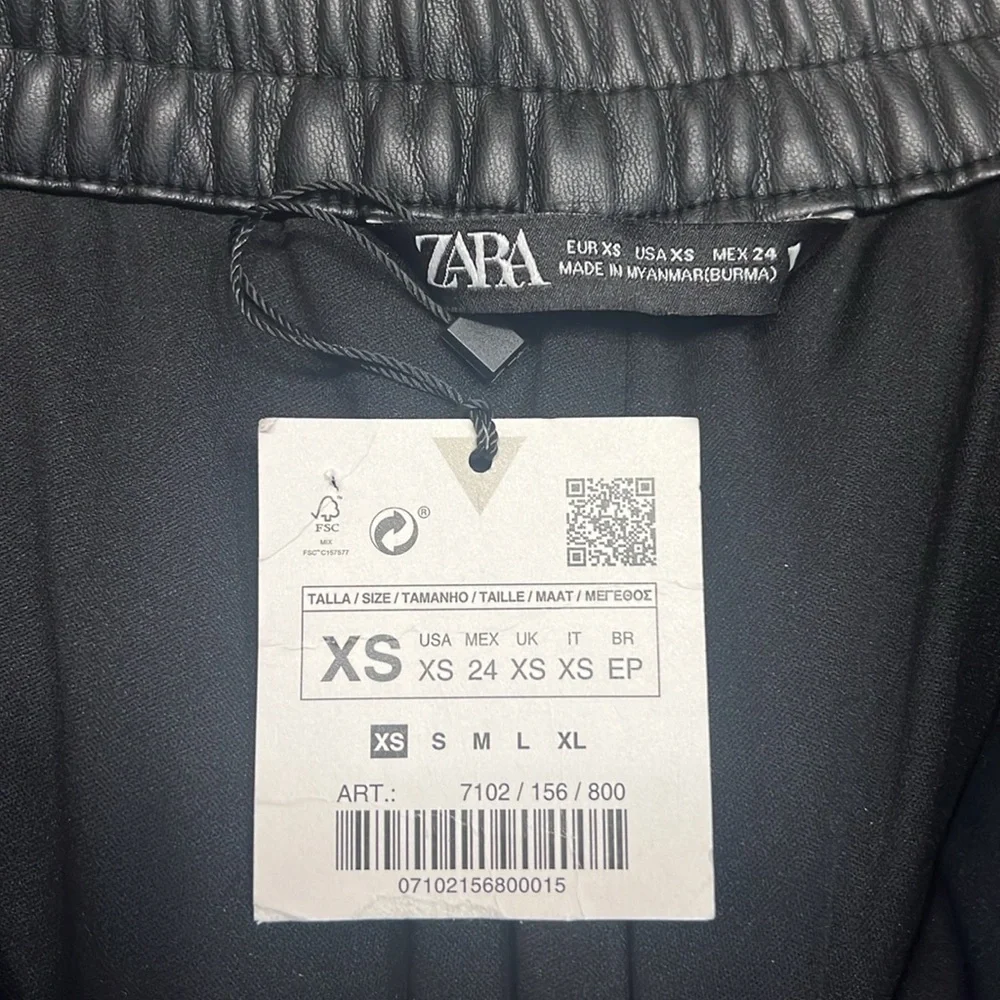 ZARA Faux Leather Quilted Shorts - Picture 10 of 15